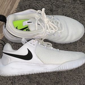 Nike volleyball shoes